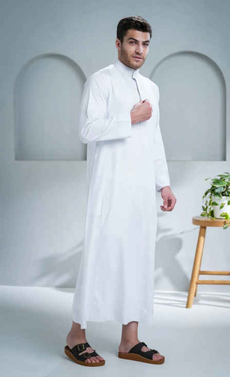 Kurvig Saudi White Thobe Men